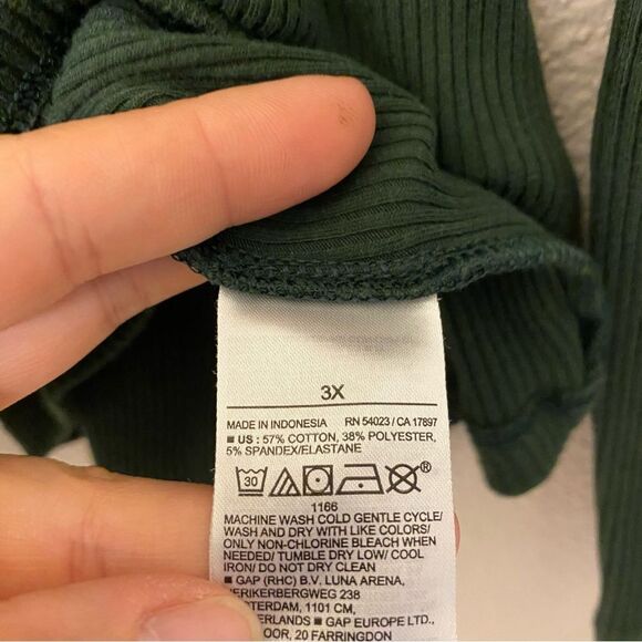 Old Navy Turtleneck green ribbed knit classic minimalist light sweater plus 3X - Picture 4 of 7